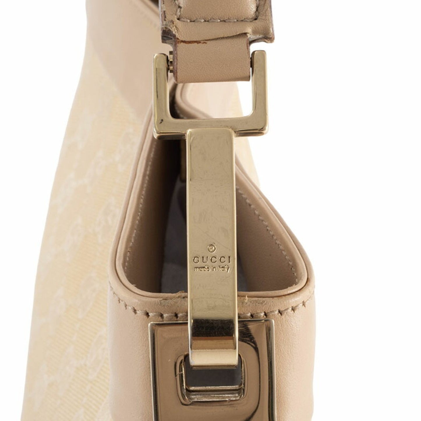 Gucci Gg Canvas Beige Semi-Hand Shoulder Bag 33900