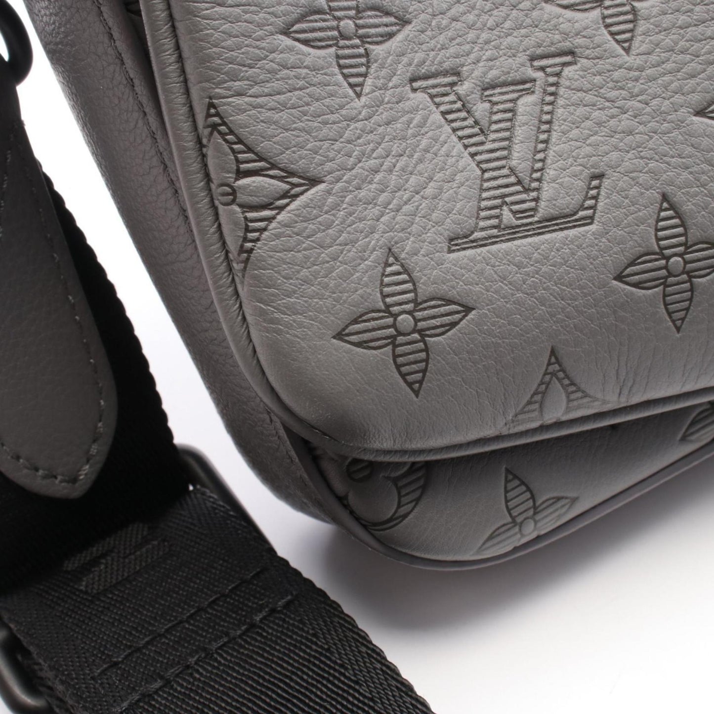 Louis Vuitton Trio Messenger Shoulder Bag In Monogram Shadow Leather