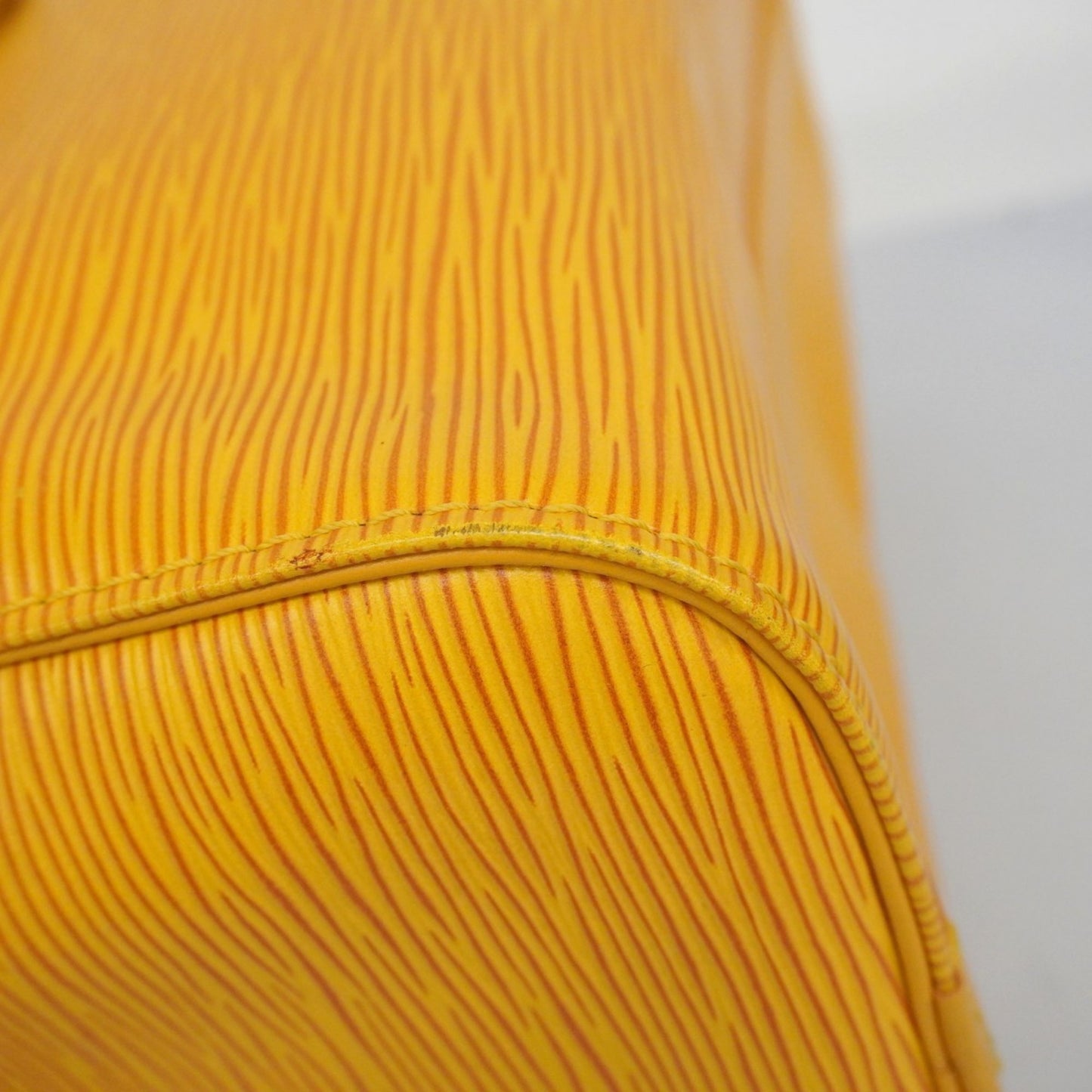 Louis Vuitton Epi Speedy 25 Handbag M43019 Jaune