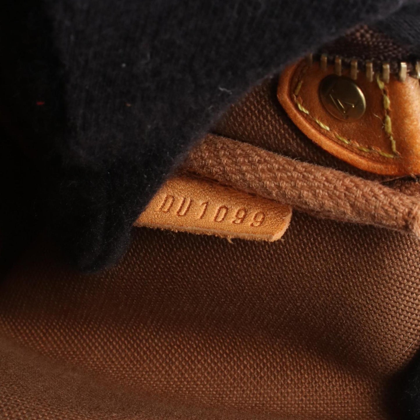 Louis Vuitton Eva Shoulder Bag