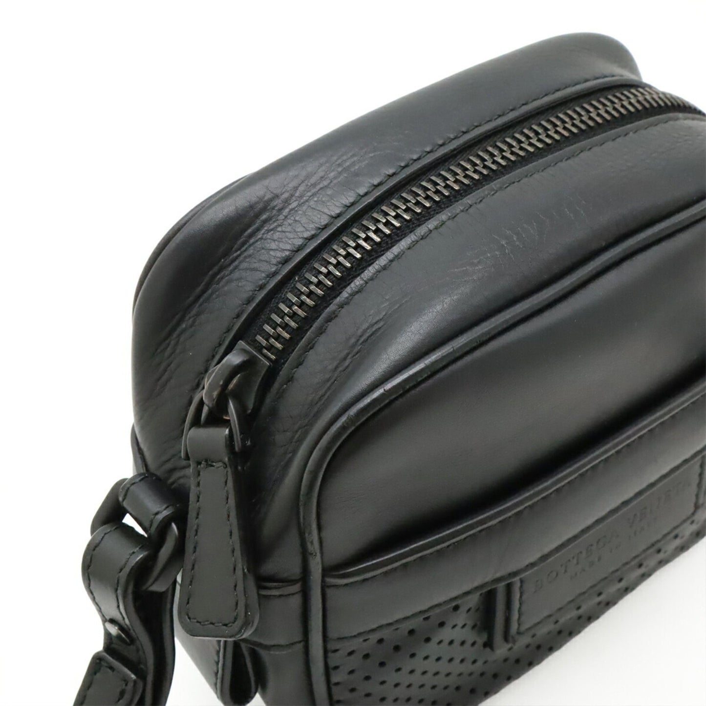 Bottega Veneta Leggero Shoulder Bag/Pochette In Black Leather