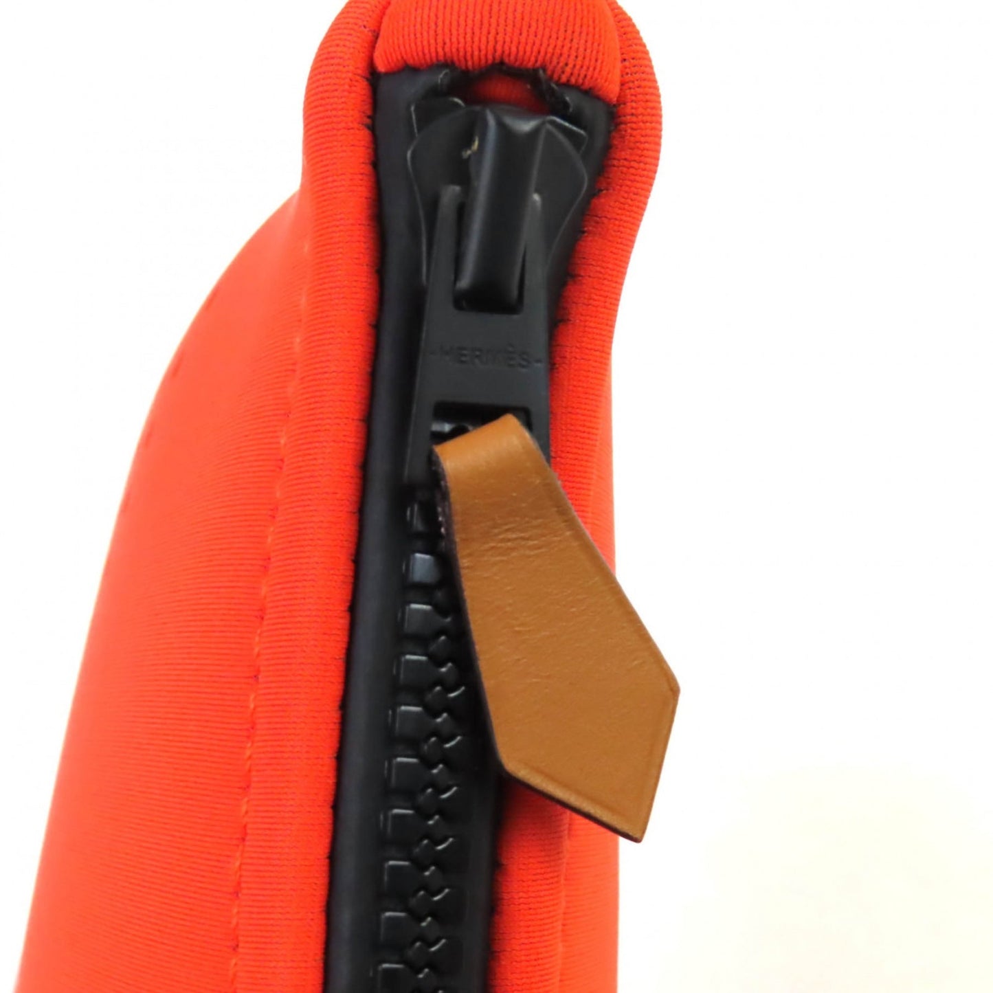 Hermes Neobain Zen Au Soleil Pm Logo-Punched Leather Zip Pouch