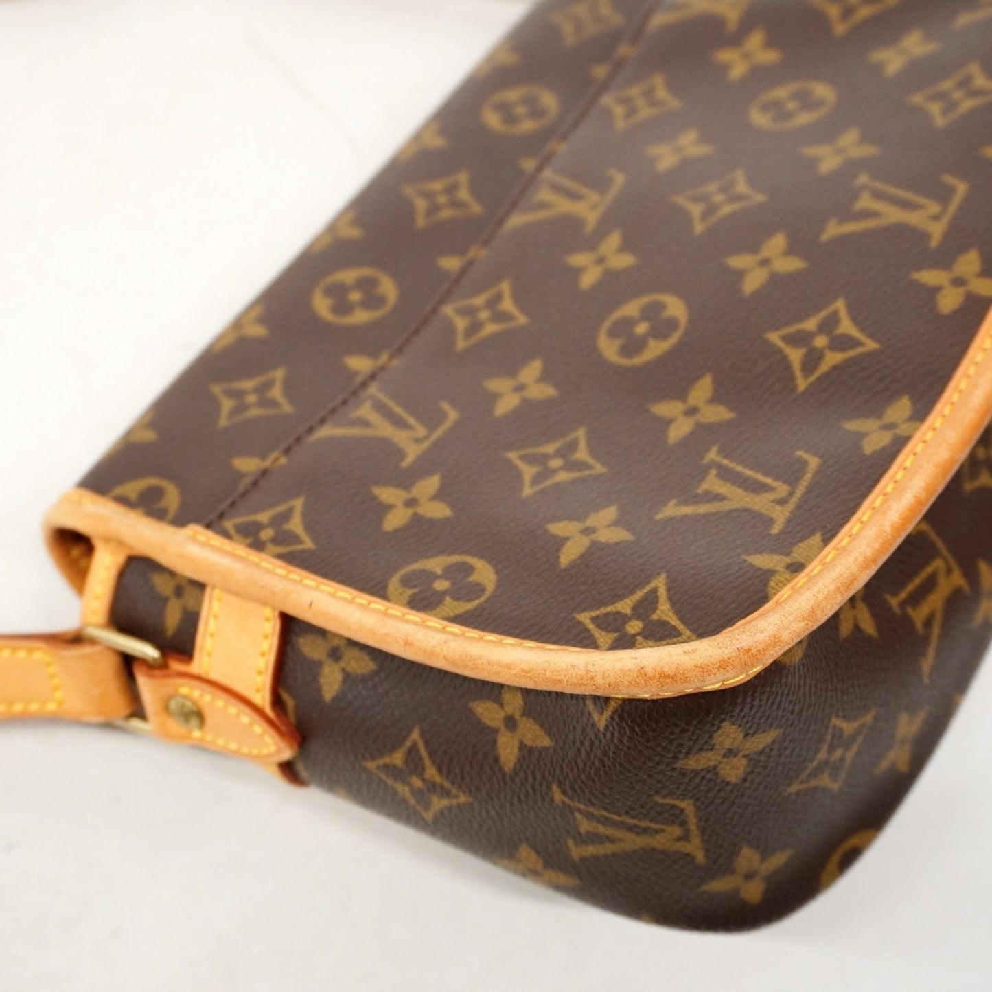 Louis Vuitton Monogram Sologne Shoulder Bag M42250 Brown