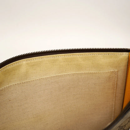 Gucci Gg Supreme Clutch Bag 473956 Brown