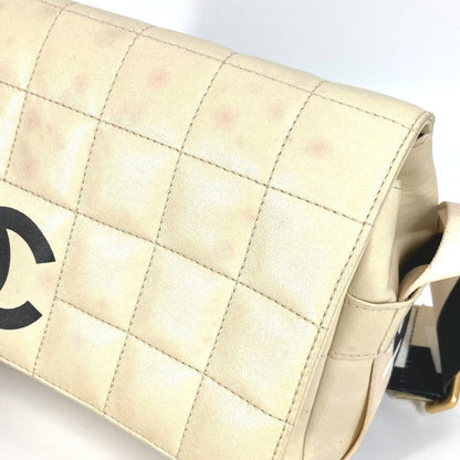 Chanel Cc Coco Mark Chocolate Bar Two-Tone Crossbody Flap Pochette Shoulder Bag In White Leather