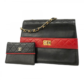 Chanel Matelasse Shoulder Bag With Chain Bag