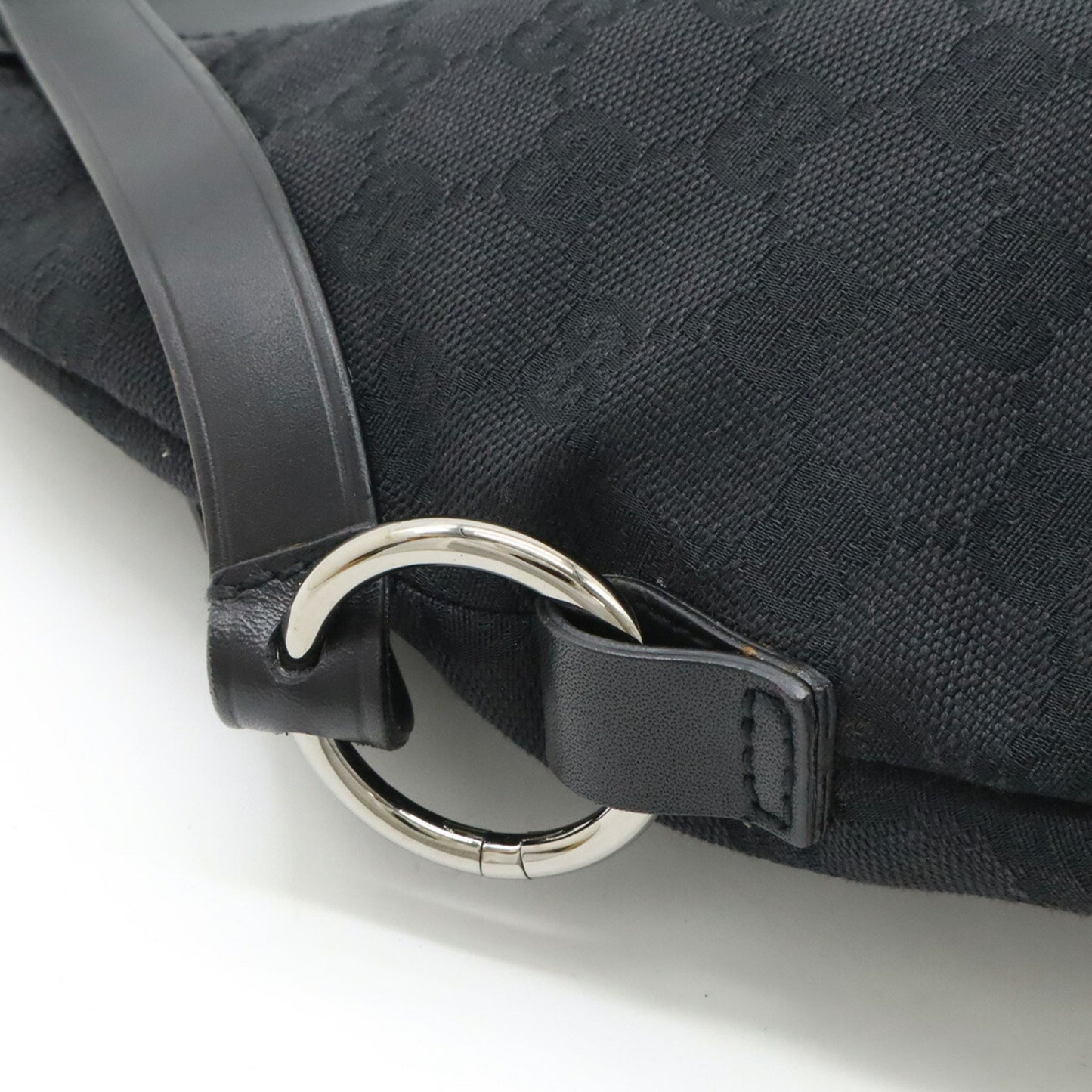 Gucci Gg Canvas Shoulder Bag In Black Leather