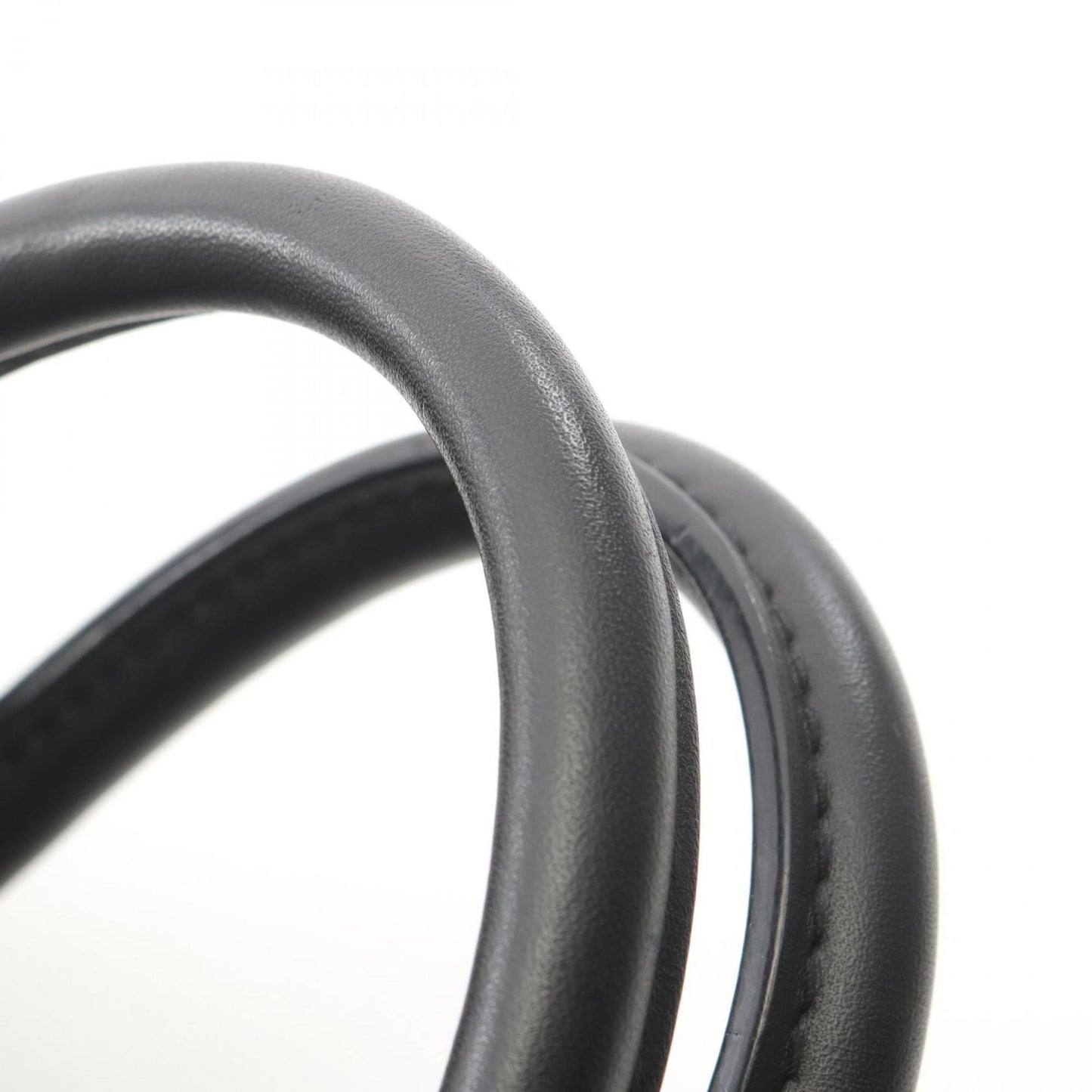 Louis Vuitton Soufflot Nv Mm Handbag