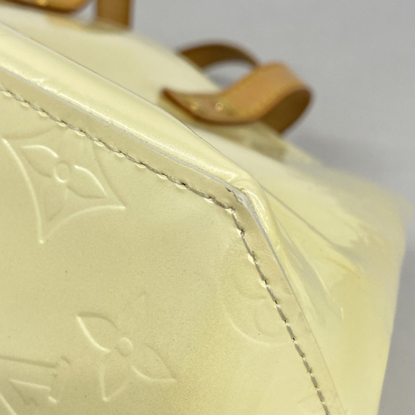 Louis Vuitton Vernis Reed Pm Handbag M91336 Pearl