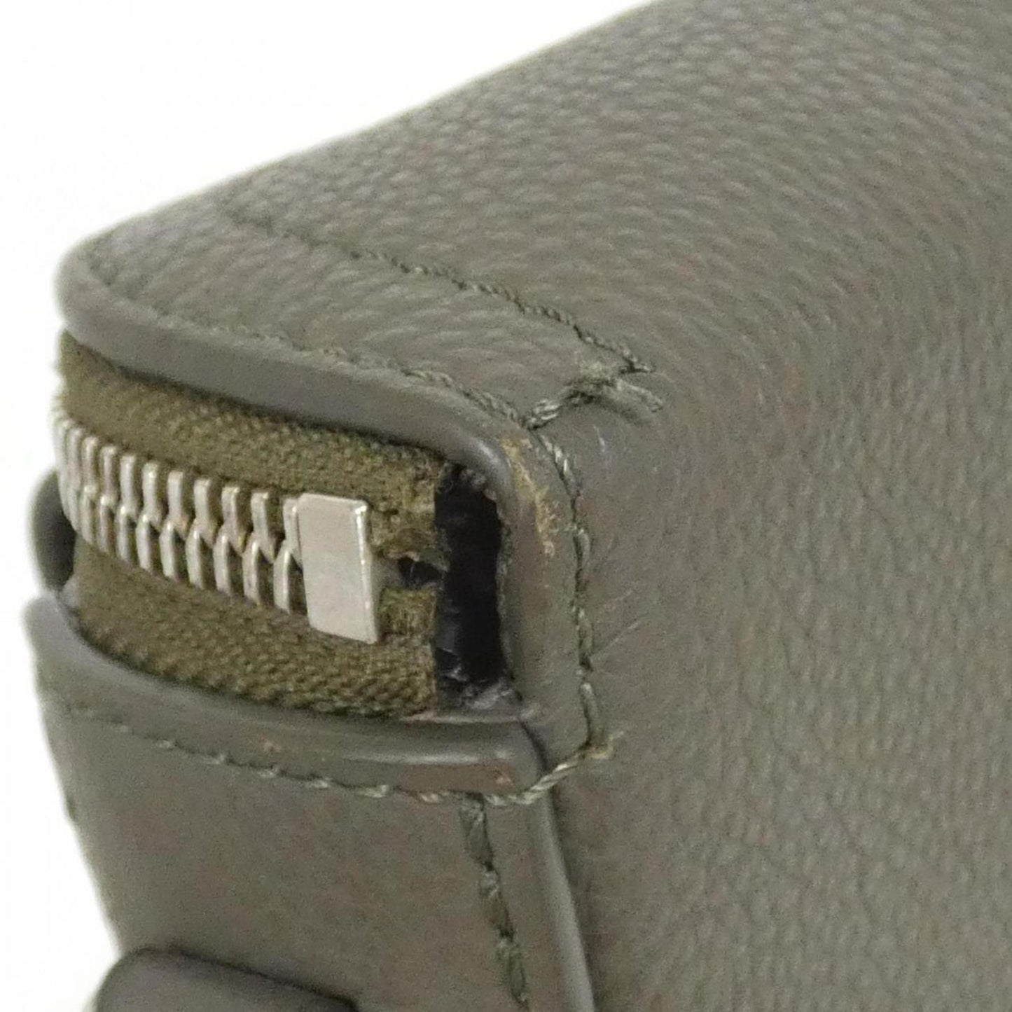 Louis Vuitton Lv Aerogram Pilot Wearable Wallet M83560 Shoulder Bag