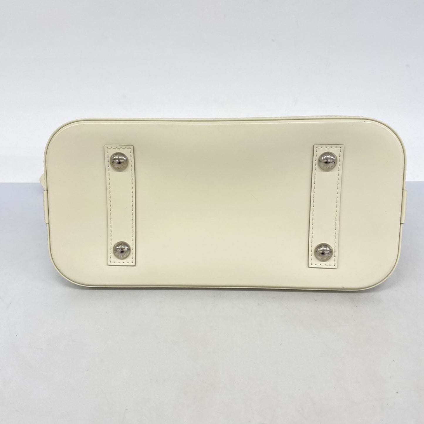 Louis Vuitton Epi Alma Pm Handbag M4030J White Leather