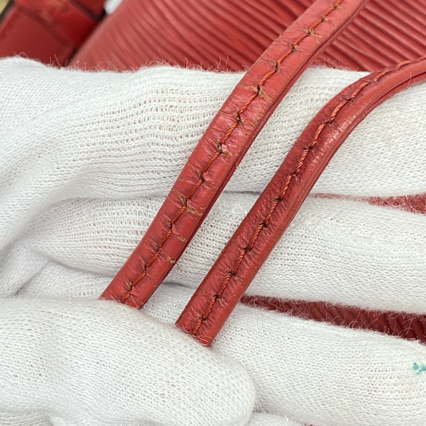 Louis Vuitton Epi Petit Noe Shoulder Bag M44107 Castilian Red