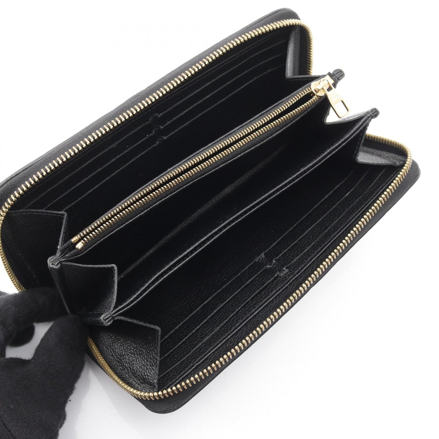 Louis Vuitton Zippy Wallet