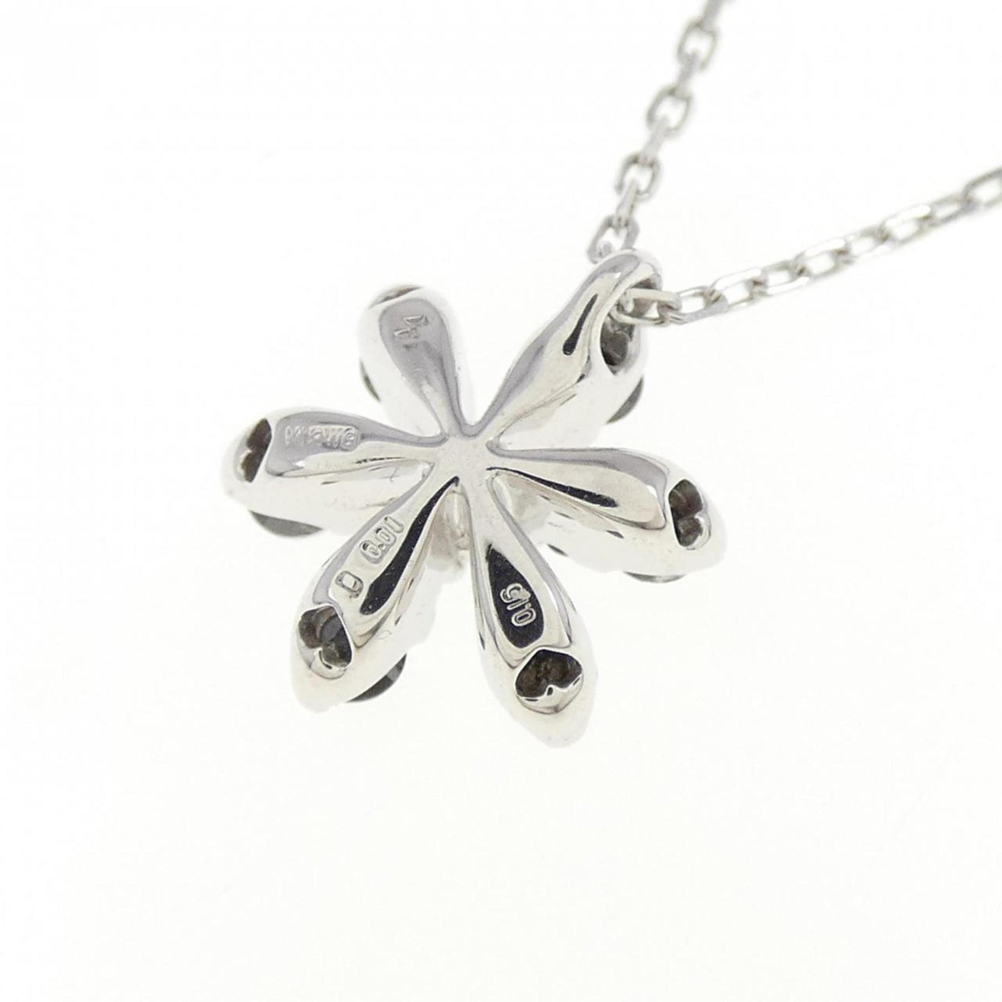 Ponte Vecchio Diamond Necklace 0.16Ct