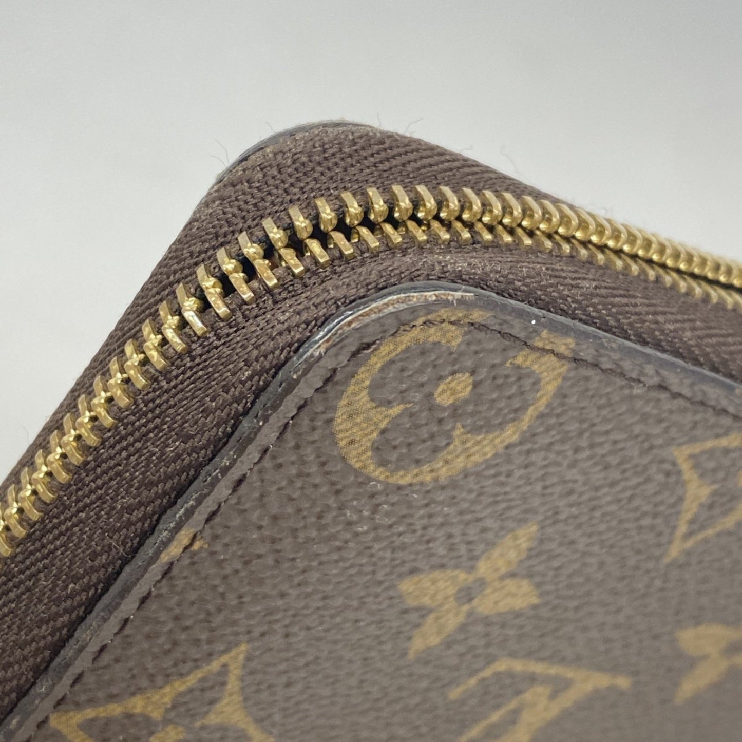 Louis Vuitton Monogram Zippy Coin Purse M60067 Brown