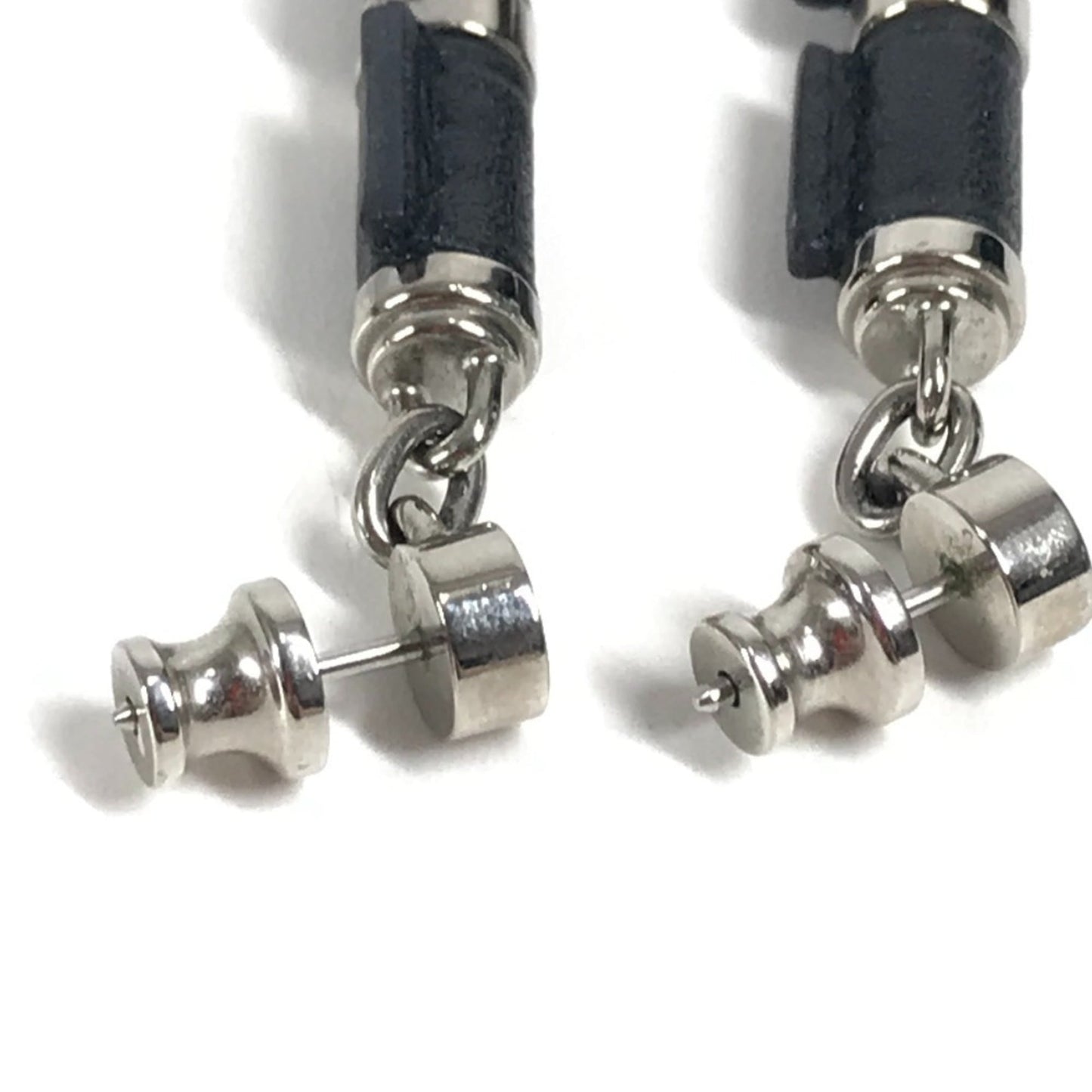 Hermes Charnire Pm Accessories Earrings In Swift Metal