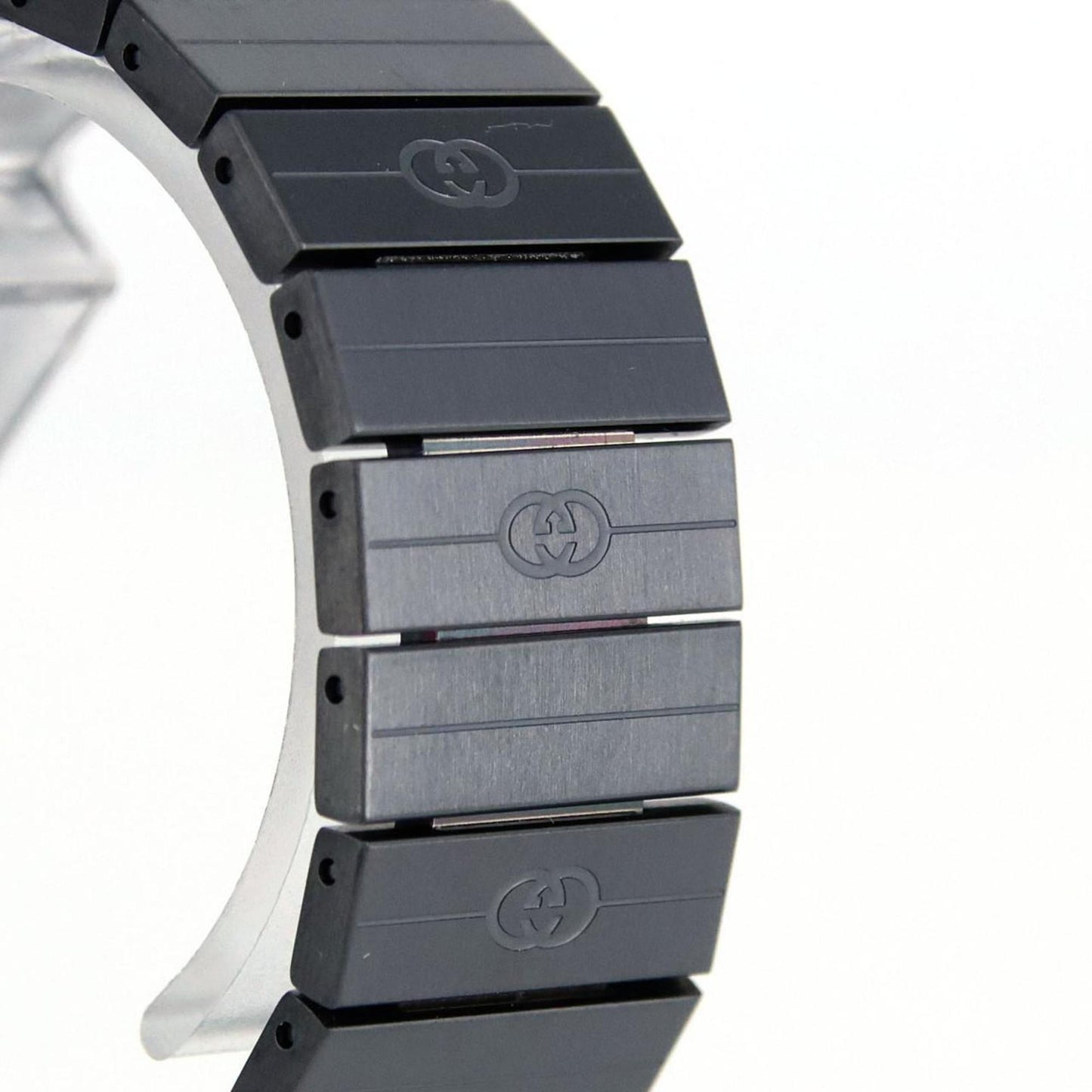Gucci Grip Pvd 157.3 Ya157429 Ss Wristwatch Quartz