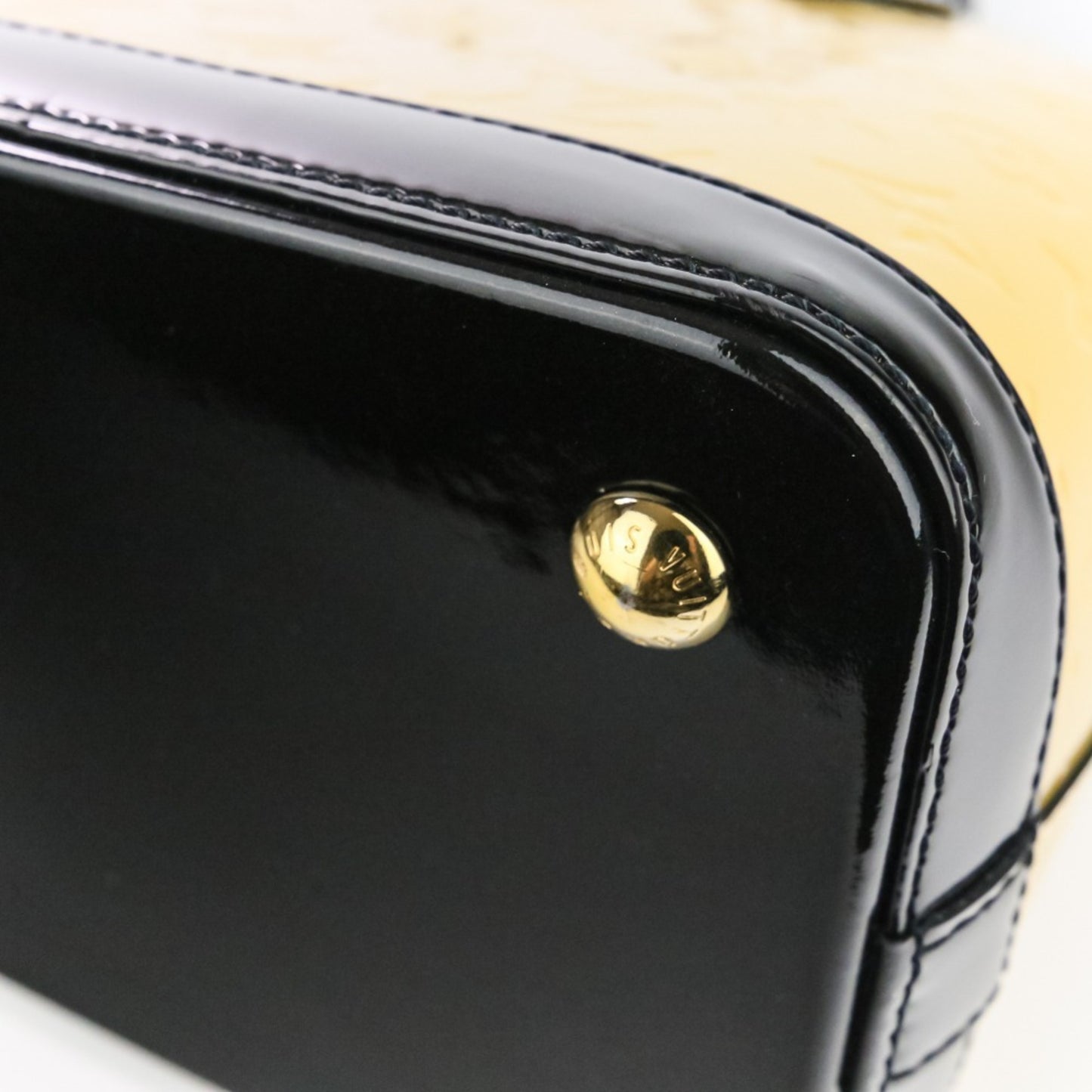 Louis Vuitton Monogram Vernis Lockit Pm Handbag M90251 Beige Black