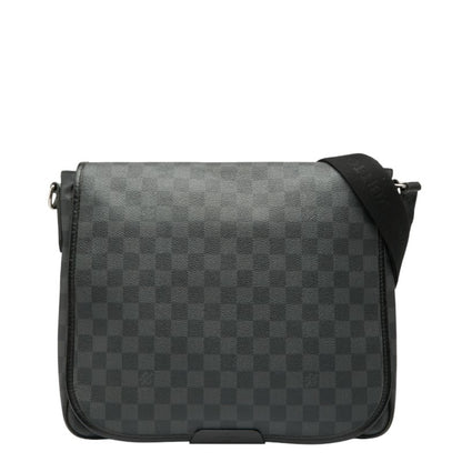 Louis Vuitton Damier Graphite Daniel Mm Crossbody Shoulder Bag N58029 Black Leather