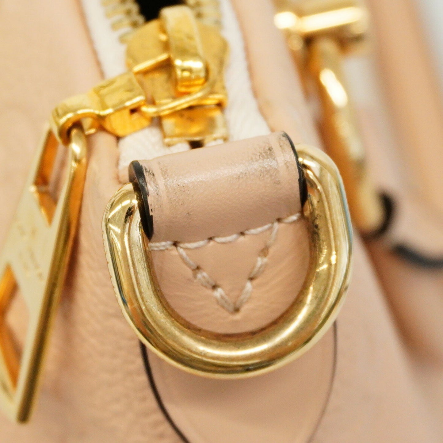 Louis Vuitton Monogram Empreinte V Tote Mm Beige Rose Creme 2-Way Bag