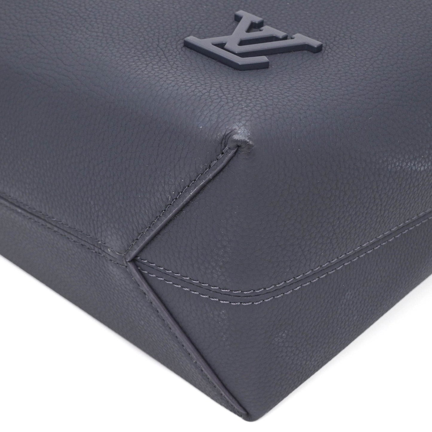 Louis Vuitton Lv Aerogram Pilot Leather Black