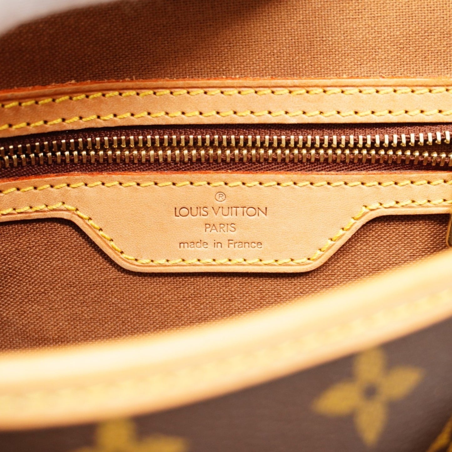 Louis Vuitton Monogram Sologne Shoulder Bag M42250 Brown