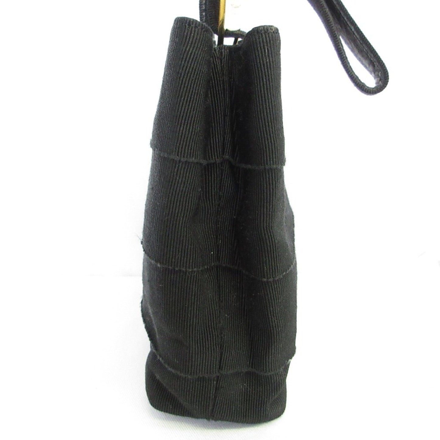 Salvatore Ferragamo Vara Hardware Handbag In Black