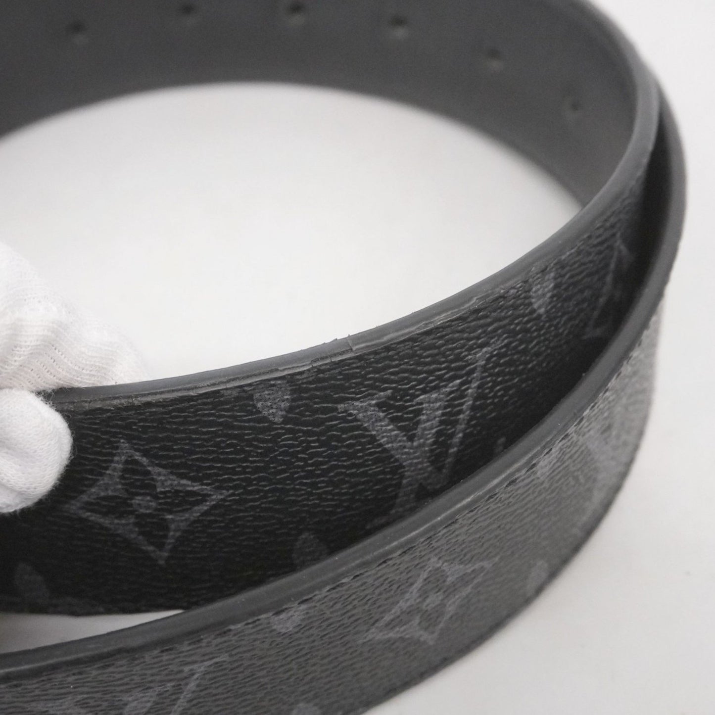 Louis Vuitton Monogram Eclipse Lv Initial Belt 40Mm Reversible M0157T Black/Gray