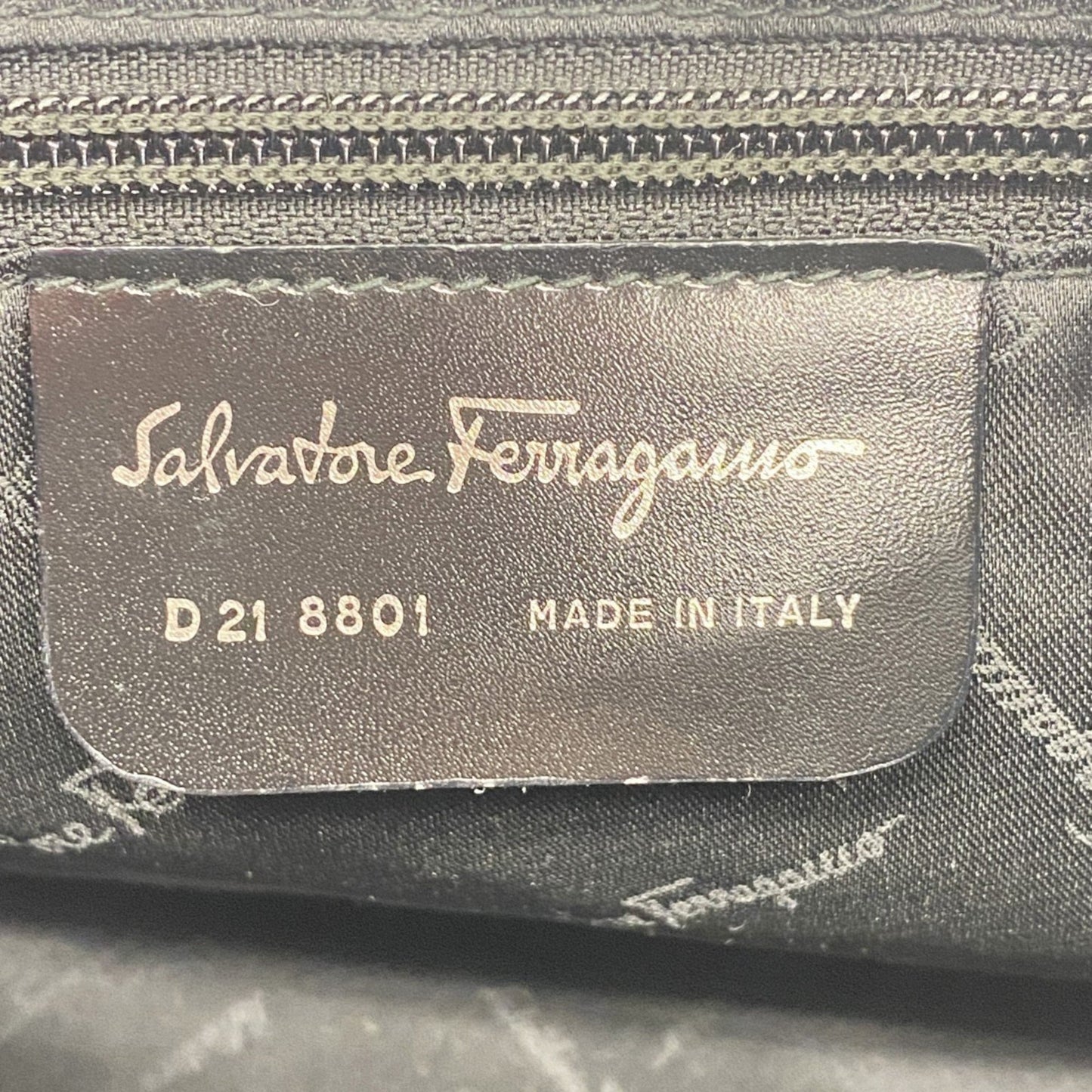 Salvatore Ferragamo Vara Shoulder Bag In Black Nylon