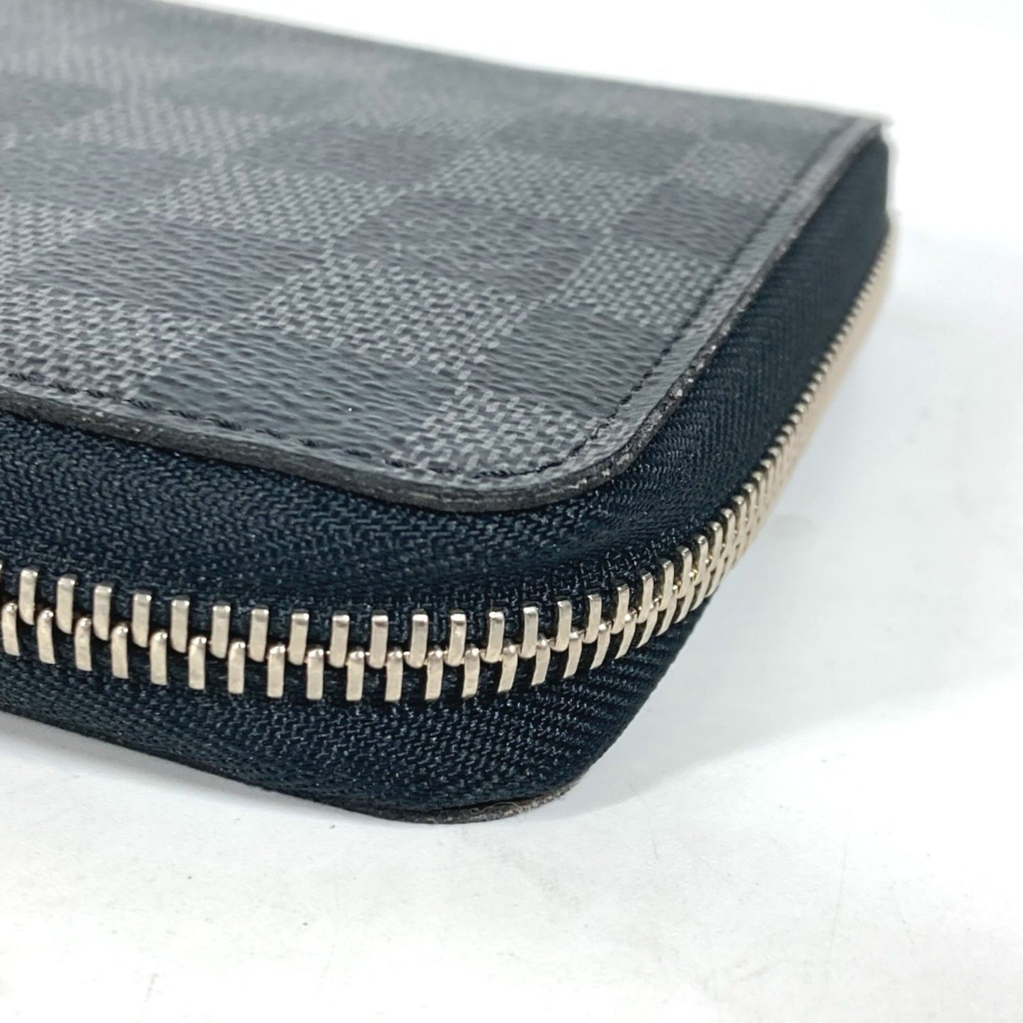 Louis Vuitton N63077 Damier Graphite Zippy Organizer Long Wallet Round Zipper Canvas