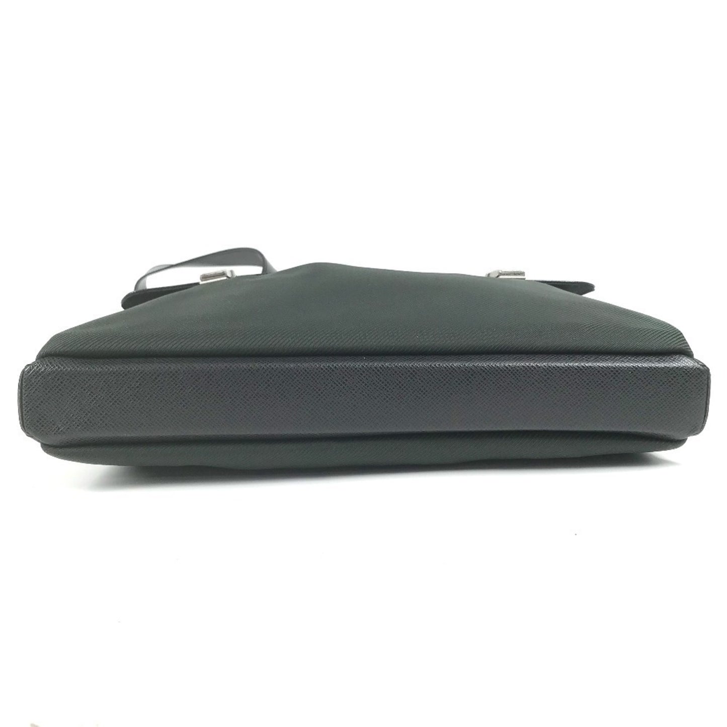 Louis Vuitton M30882 Taiga Saratov Gm Flap Messenger Bag/Shoulder Bag In Nylon Canvas And Leather