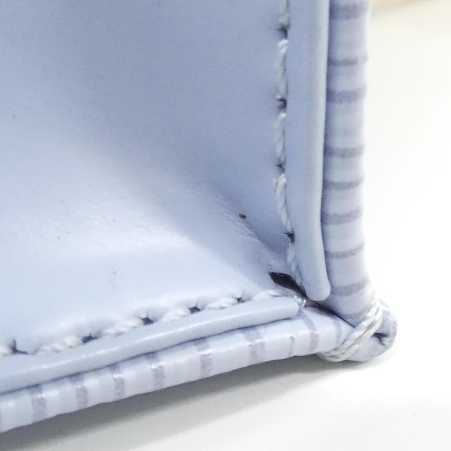 Louis Vuitton Epi Petite Sac Plat M81069 Handbag