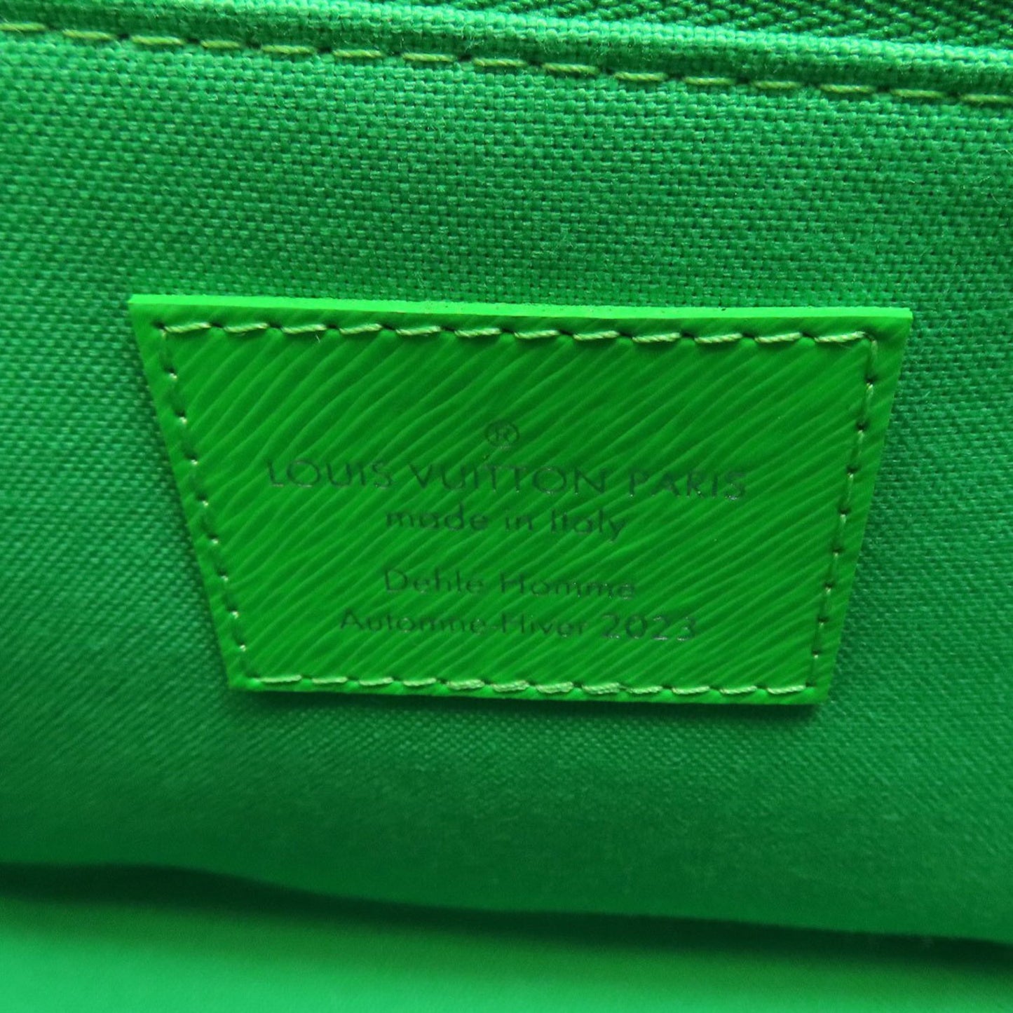 Louis Vuitton M23173 Monceau Distorted Handbag In Epi Leather