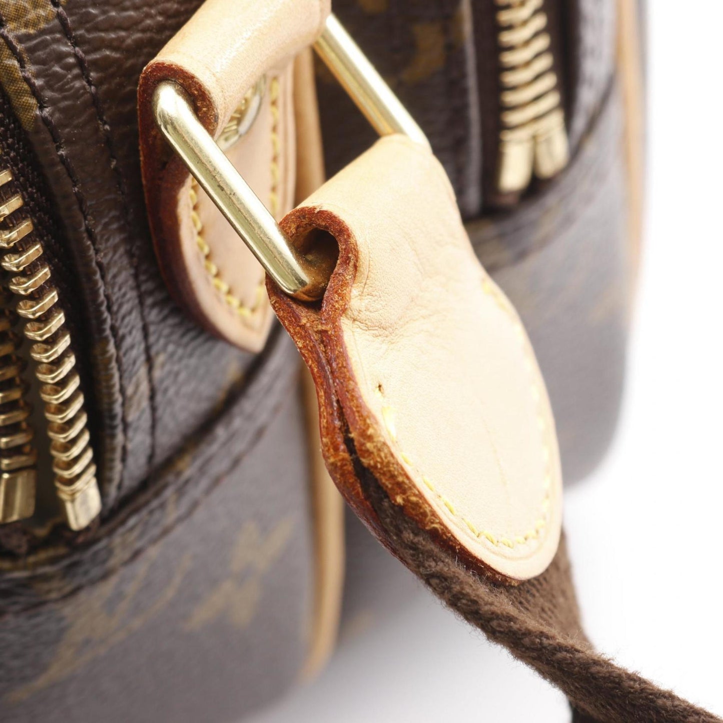 Louis Vuitton Reporter Pm Shoulder Bag