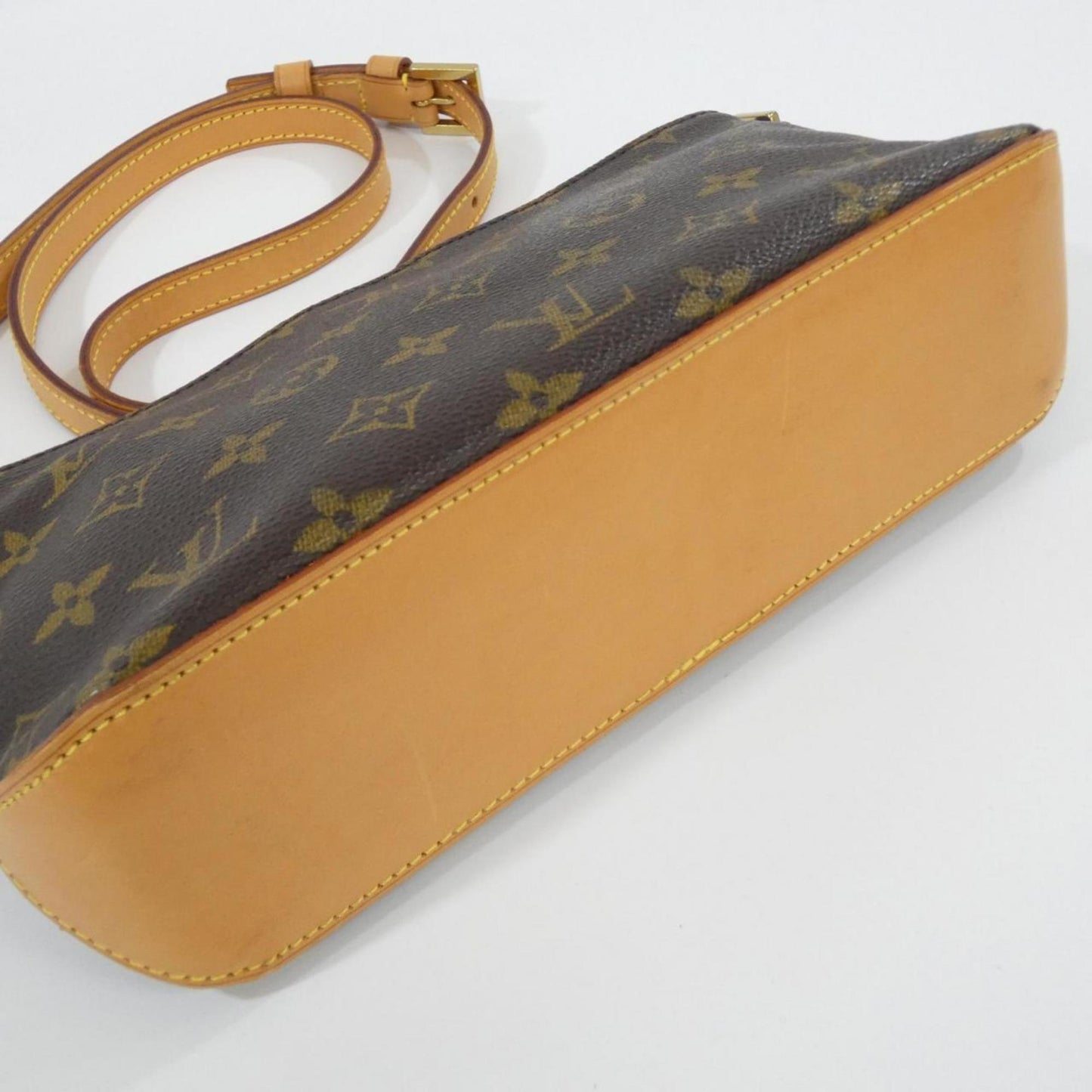 Louis Vuitton Monogram Trotter Shoulder Bag M51240