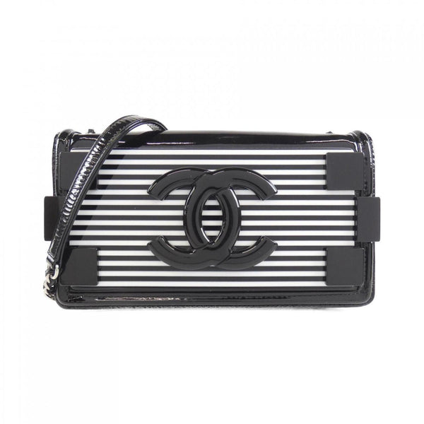Chanel Boy 92072 Shoulder Bag
