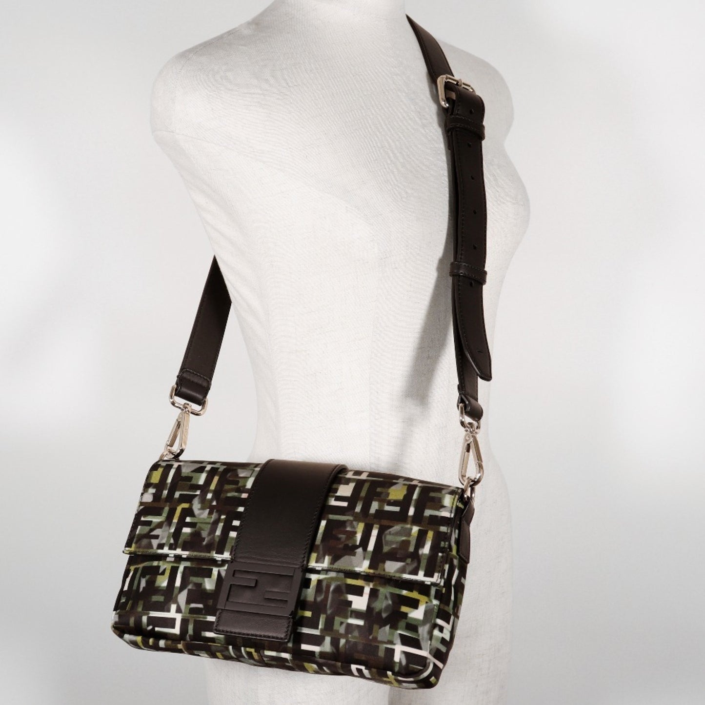 Fendi Mamma Bucket Shoulder Bag 3Way Body Clutch Zucca Camouflage Pattern 7V72 Nylon Black 3Way Type