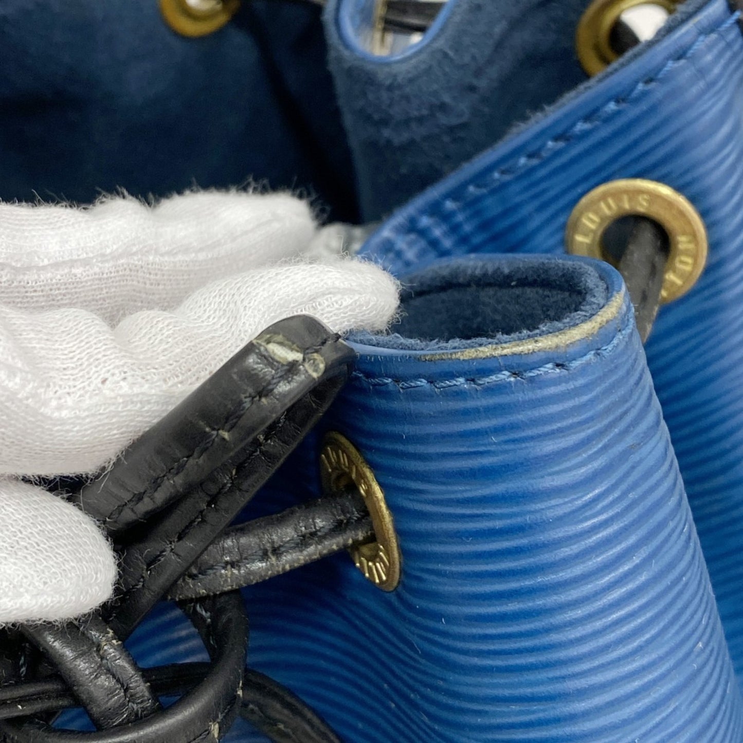 Louis Vuitton Epi Two-Tone Petit Noe Shoulder Bag M44152 Toledo Blue Noir