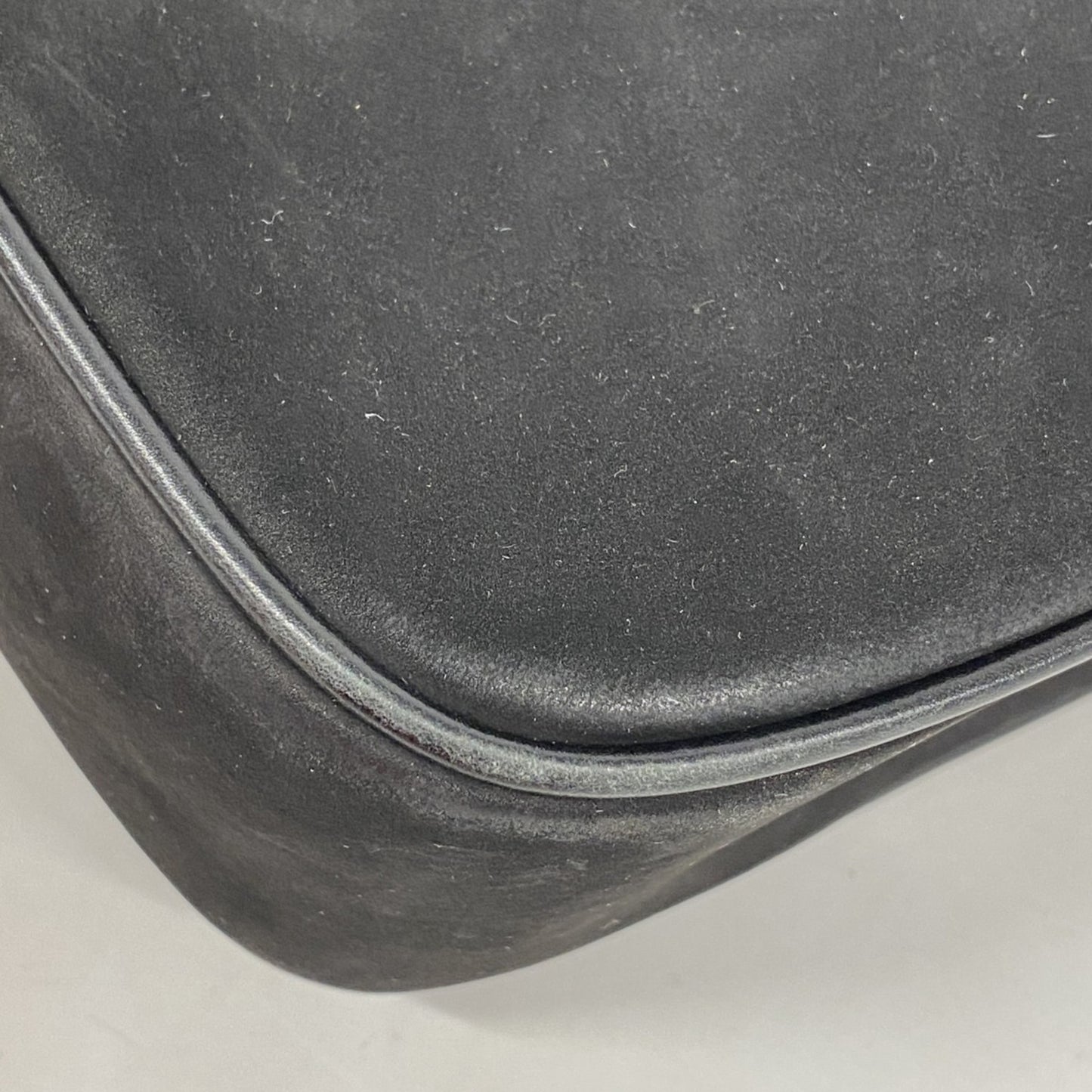 Salvatore Ferragamo Vara Shoulder Bag In Black Suede