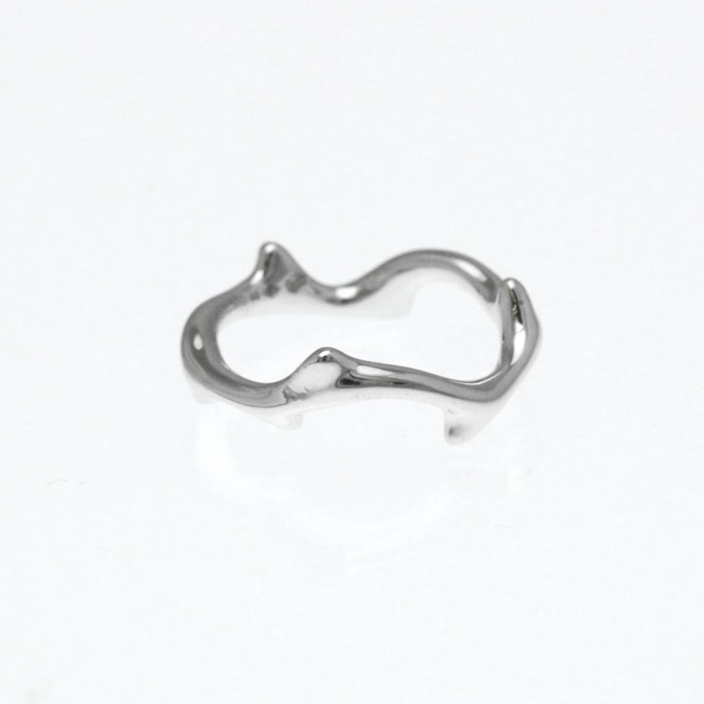 Christian Dior Bois De Rose Ring White Gold (18K) Fashion No Stone Band Ring Silver