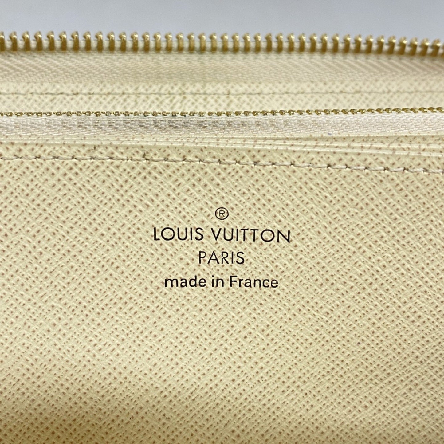 Louis Vuitton Damier Azur Zippy Wallet N41660 White