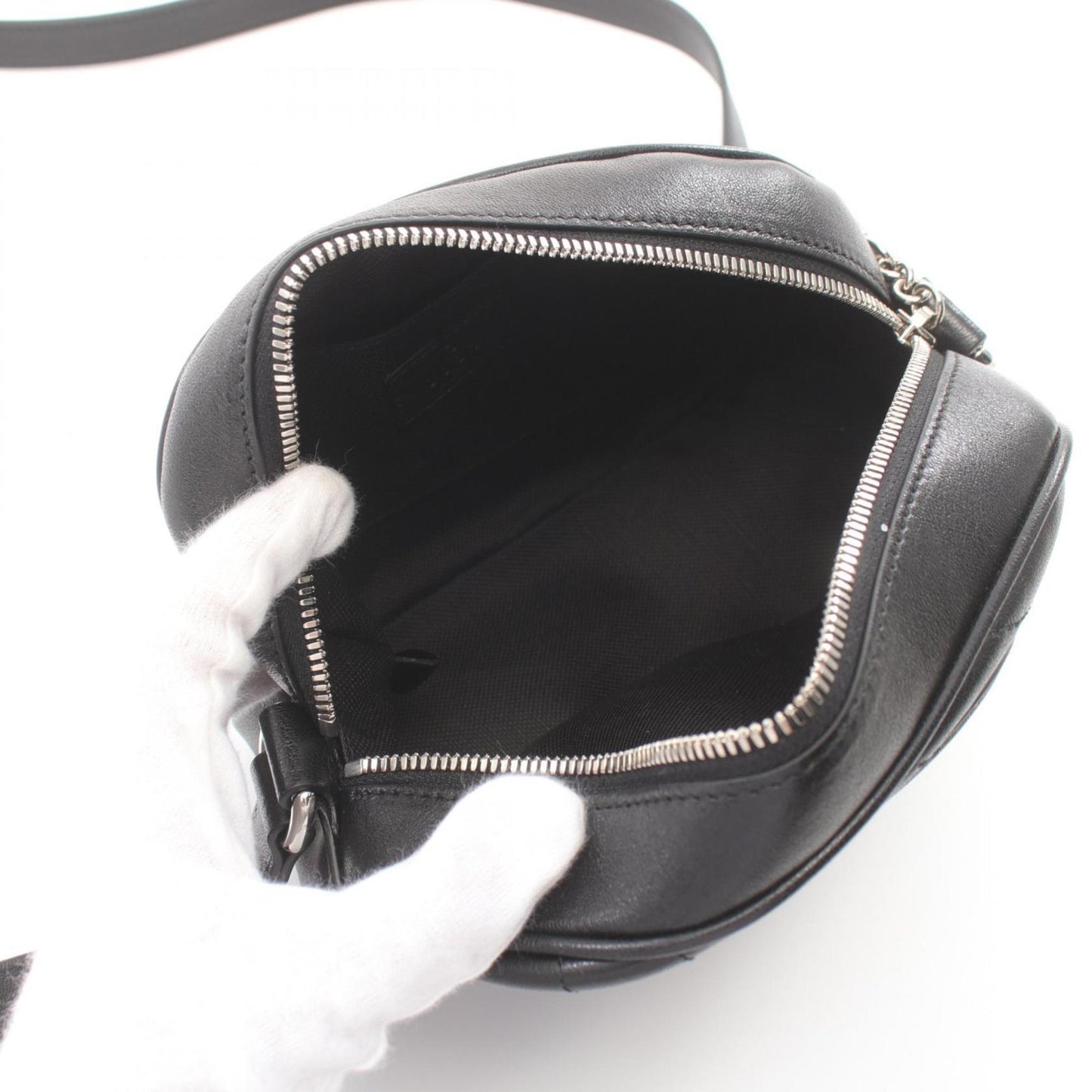 Gucci Blondie Shoulder Bag Leather