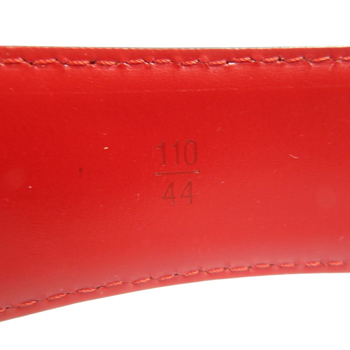 Louis Vuitton Epi Santur Classic Leather Belt With Gold Hardware