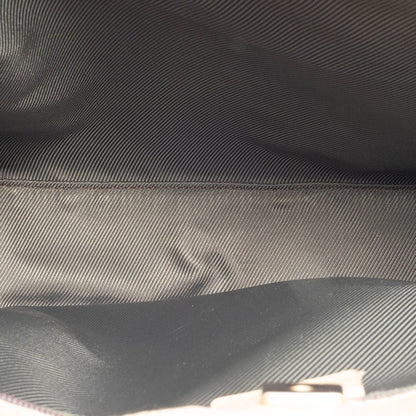 Gucci Gg Canvas Beige Semi-Hand Shoulder Bag 33900