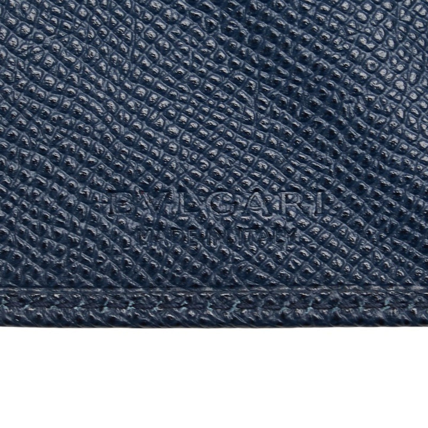 Bvlgari Men'S Bifold Wallet With Closure