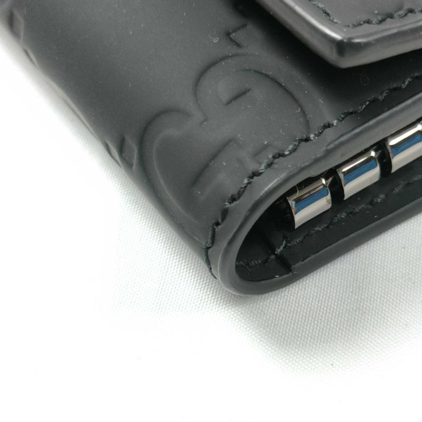 Gucci Gg Rubber Effect Key Case 771312