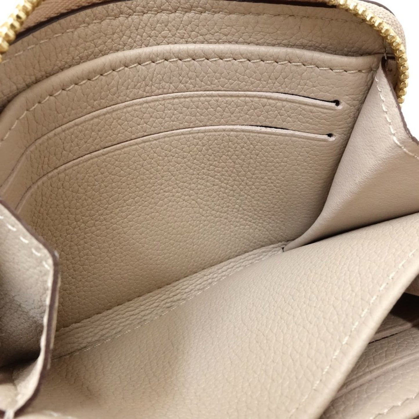Louis Vuitton Louis Vuitton Wallet/Coin Case M80100 Zippy Coin Purse Lockme Taurillon Leather