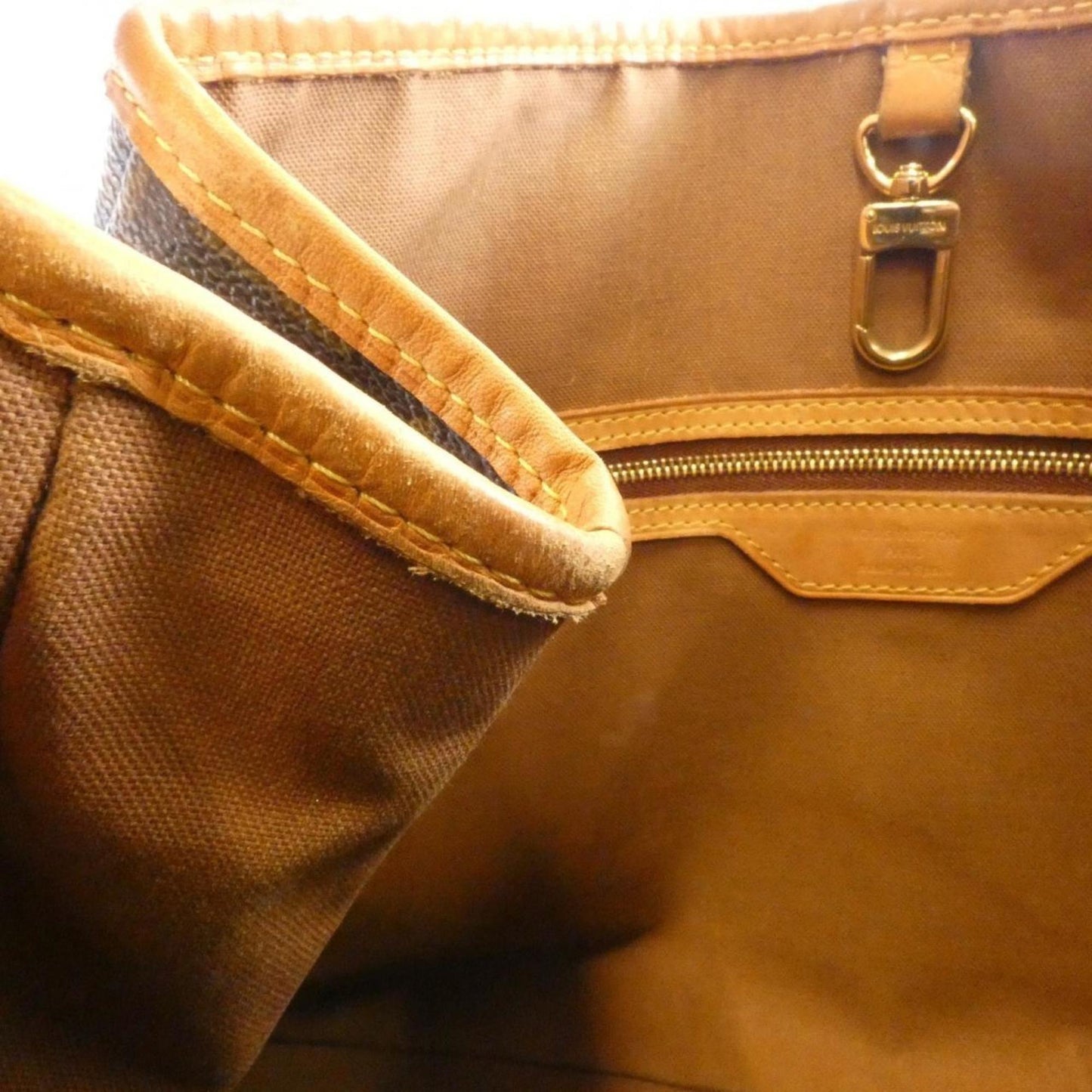 Louis Vuitton Monogram Batignolles Horizontal Handbag M51154