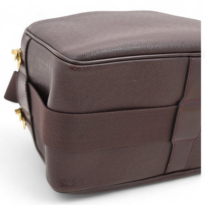 Louis Vuitton Taiga Reporter Shoulder Bag