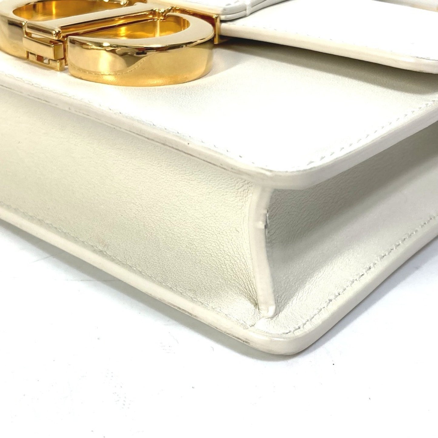 Christian Dior Montaigne 30 Pochette Pouch Shoulder Bag In White Leather